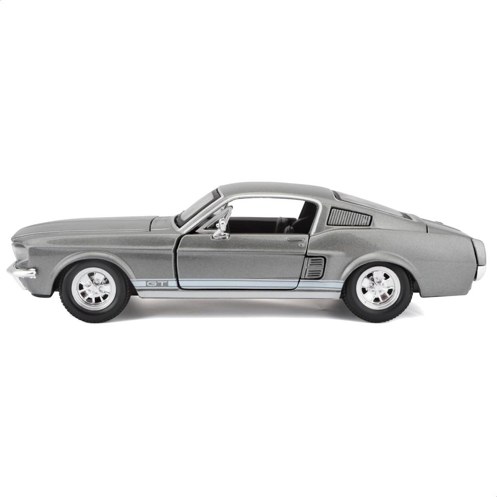 Масштабная литая модель автомобиля Ford Mustang GT 1967 года от Maisto в сером цвете 31260 1/24 (Код товара GY)