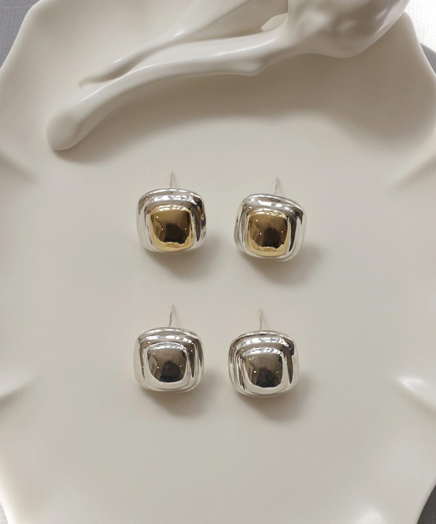 Reindeer Eclat Earring 08