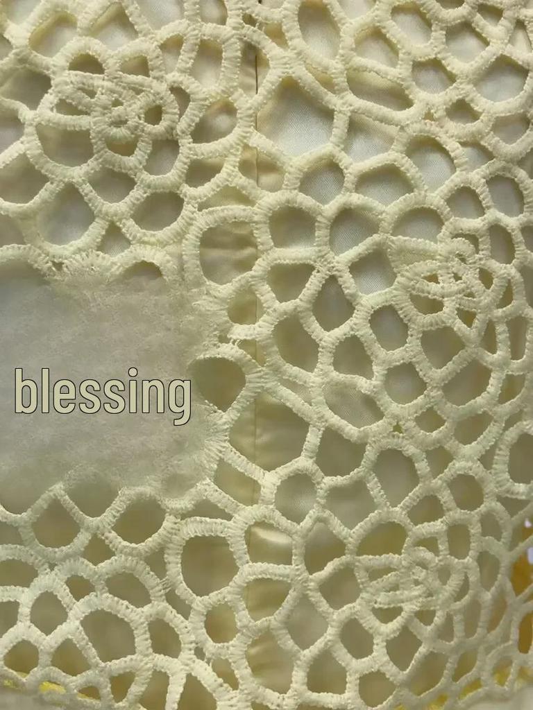 Женский комплект из цветного кружевного кардигана и платья 2025 года - включает два пальто