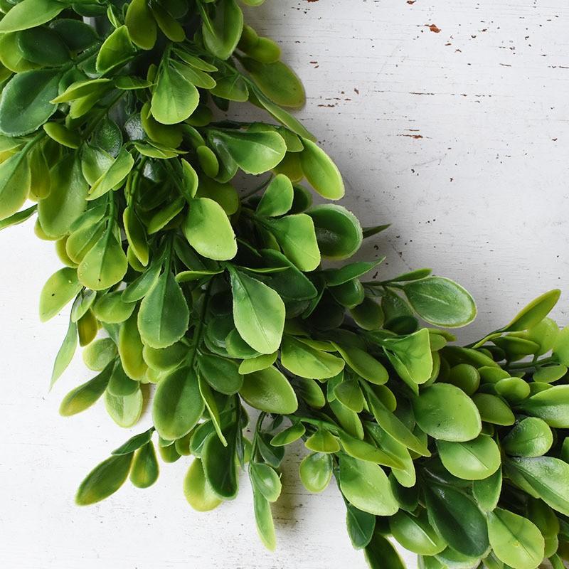 Artificial Boxwood Wreath Door Decor Rustic Farmhouse Style Plastic Floral Ring Wall Hanging