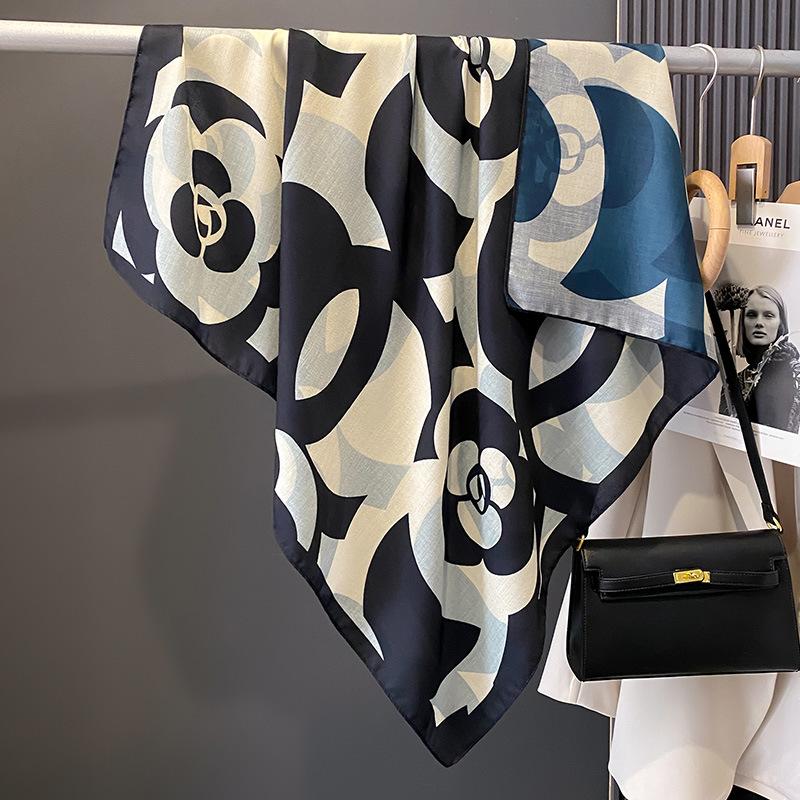 Korean Version New Spring and Autumn Summer Double-sided Printed High-end Scarf Scarf Fashionable Age-reducing Sunscreen Shawl Scarf for Women