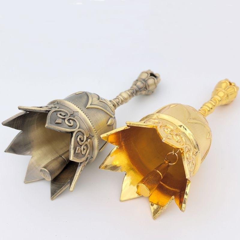 Ретро латунный ручной колокольчик для раннего детского образования Громкий классный колокол Рождественское подвесное украшение Колокольчик для заказа в ретро-стиле