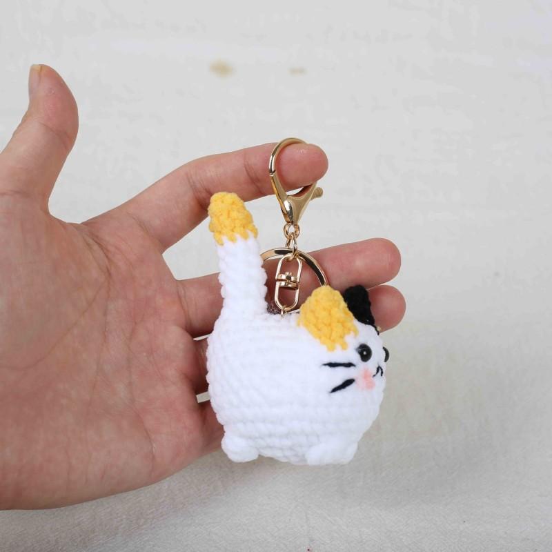 Handmaking Crochet Kitten Keyrings Cute Smiling Cat Doll Crochet Keychain Cartoon Kitten Series Knitting Doll Keychain Custom