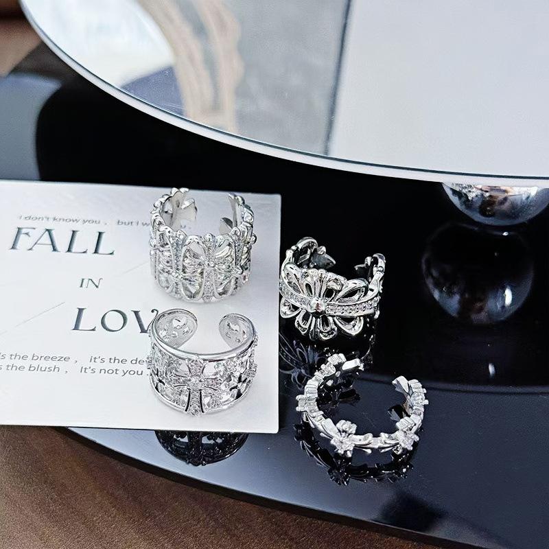 Тяжелая промышленность Перекрестная радужка Винтажная Личность Открытое кольцо Мода Нишевый Премиальное ощущение Кольцо-штабель Женщина