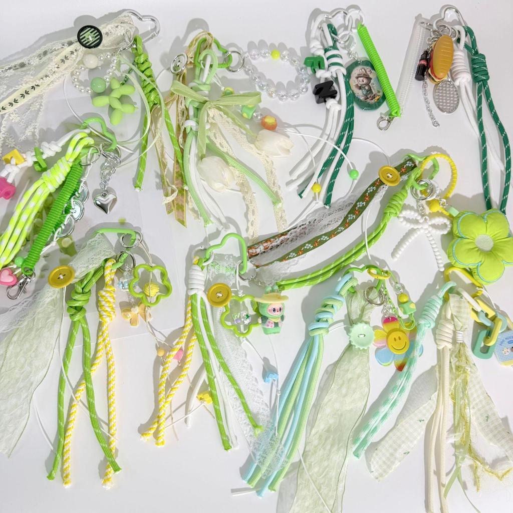 Игрушка-подвеска Miu Series зеленая: Аксессуары для тряпичной куклы своими руками в слепой коробке