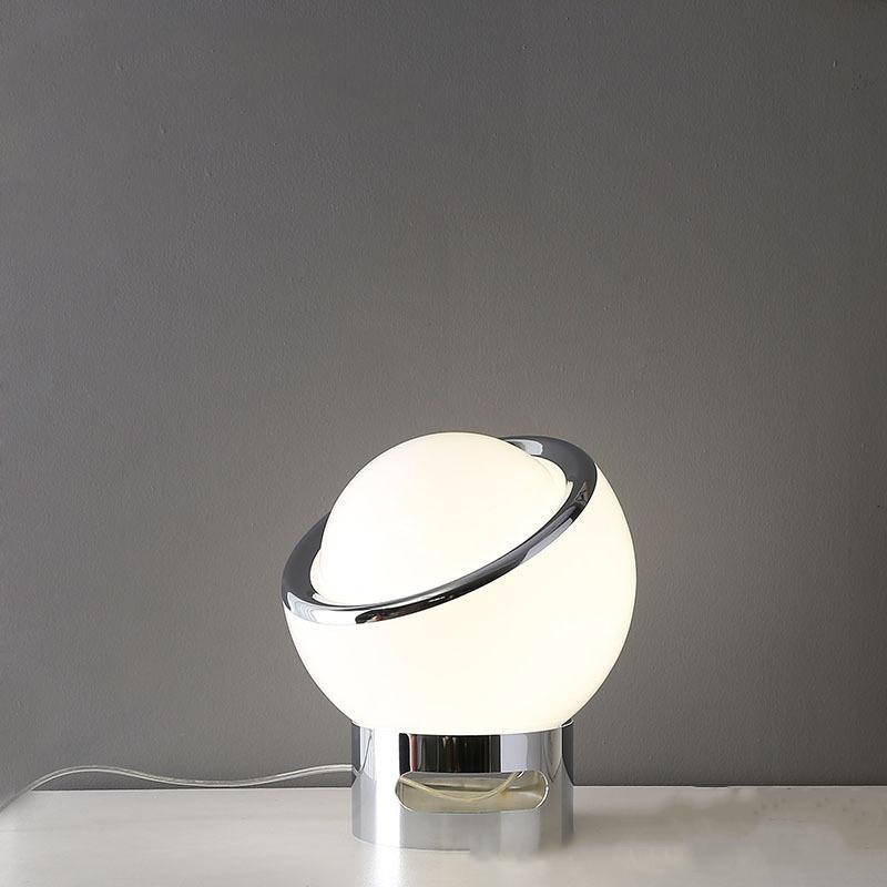 Французская настольная лампа Bauhaus Opal, прикроватная тумбочка для спальни, креативный молочный светильник, стеклянная настольная лампа с протеином, атмосфера, домашний декор, светодиодный ночник