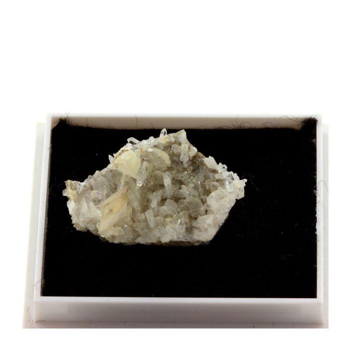 Pierres et Minéraux. Quartz. 13.61 ct. Saint-André d'Embrun, Hautes-Alpes, France.