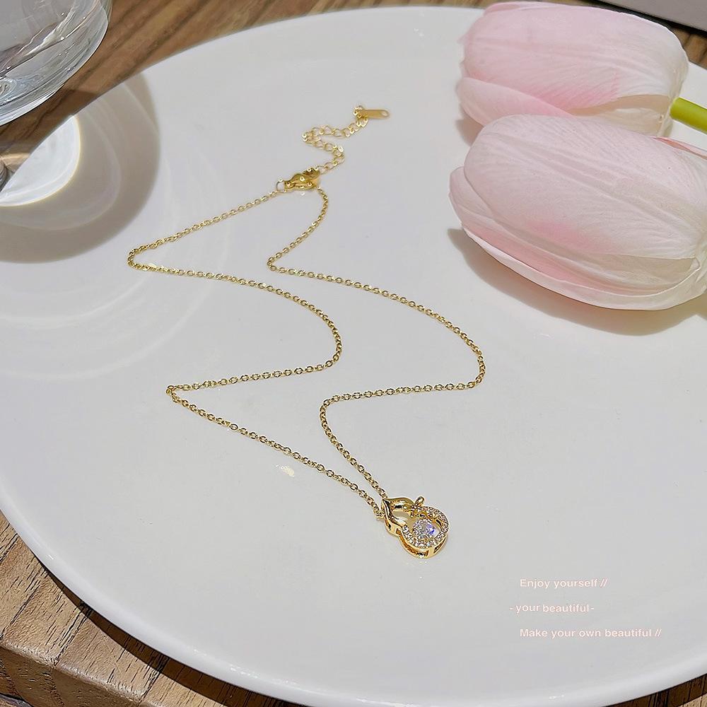 Ожерелье из титановой стали, женская счастливая тыква, ключичная цепочка, бьющееся сердце, простые и холодные разговоры о ветре, умный кулон, прилив