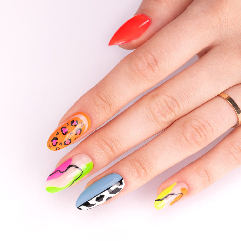 Lakier Hybrydowy Led/Uv Gel Polish Molly Nails Neons Nr 70 Lemon Hema/Di-Hema Free 8G