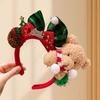 1 шт. Милая рождественская повязка на голову с плюшевым мишкой и клетчатыми ушками, красным и зеленым бантом и помпоном - Мягкий удобный праздничный аксессуар для волос