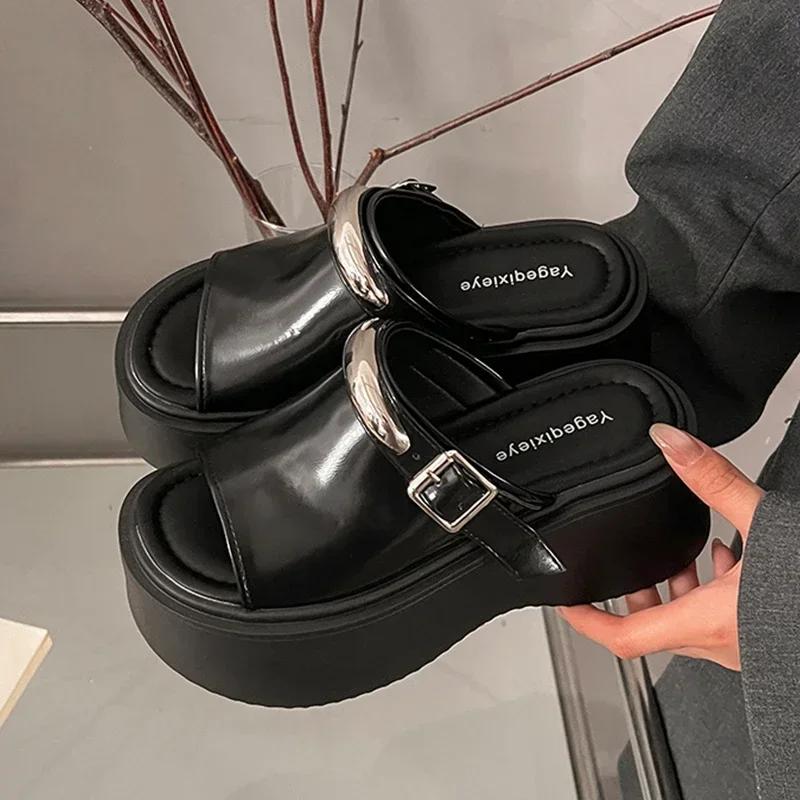 Модные женские туфли на платформе, шлепанцы, летняя обувь, повседневные сандалии с открытым носком, новая модная обувь с ремешком на пятке 2025, женский тренд Zapatos De Mujer