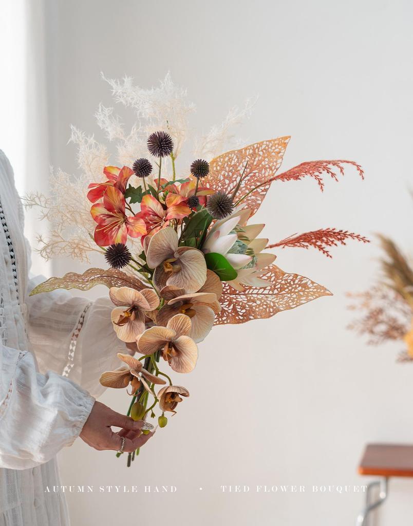 French Retro Handheld Artificial Flower Bouquet - Realistic Decorative Fake Floral Photography Props for Home Decor.