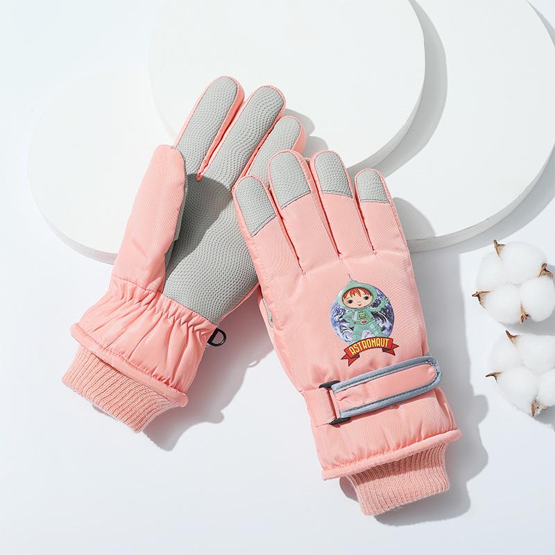 Детские лыжные перчатки для сохранения тепла