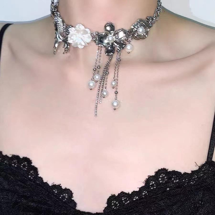 Ожерелье с кисточками в виде бабочки, цветка любви и жемчуга, универсальный дизайн, модный темперамент, цепочка на ключицу, милая, крутая, в стиле Spice Girl, цепочка на шею, прилив