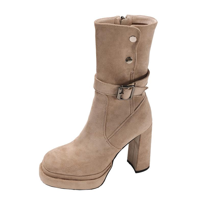 Туфли Queen Fan в ретро британском стиле, толстый высокий каблук, короткие ботинки, женские 2025 новые осенние универсальные облегающие высокие ботинки