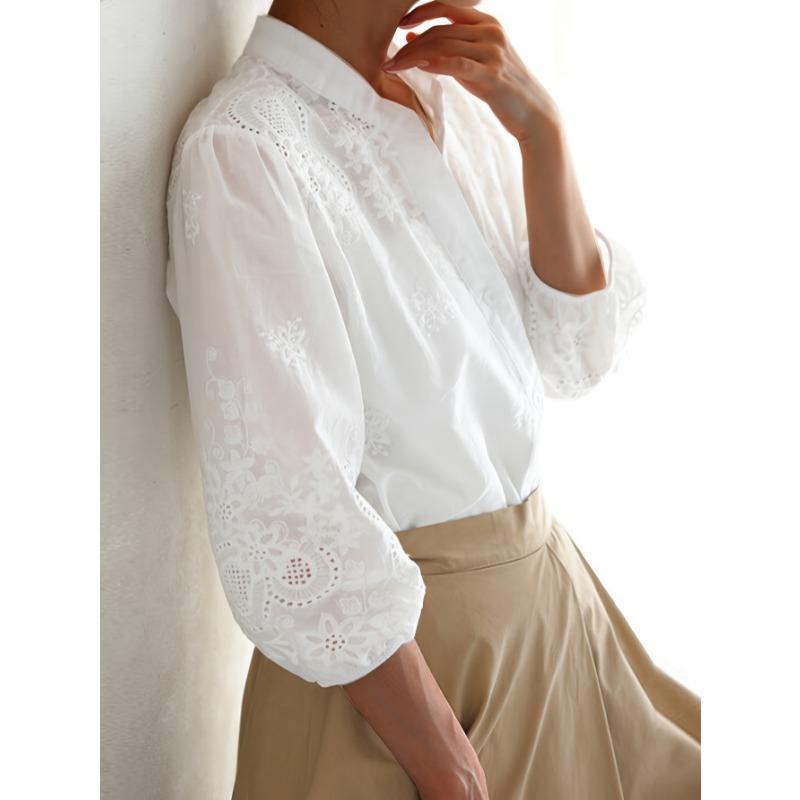 Elegant Short Sleeved Jacquard Lace Loose Shirt Fashion Sweet Women Casual Hollow Out Office White Blouse Spring Autumn New V-neck Women Top Clothing