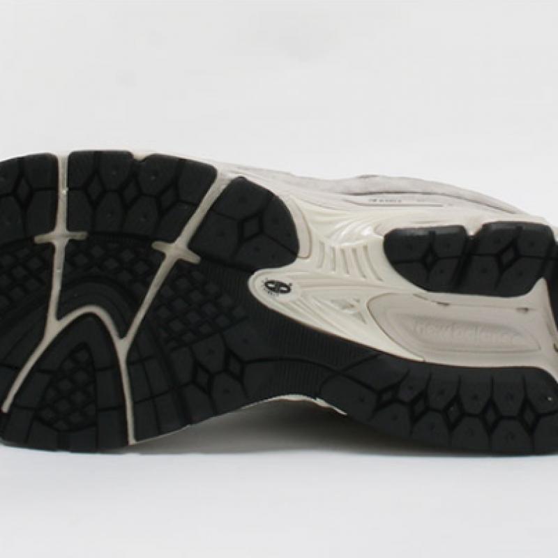 New Balance Кроссовки 2002 Кроссовки Серый Ivory 2 Выбор 1