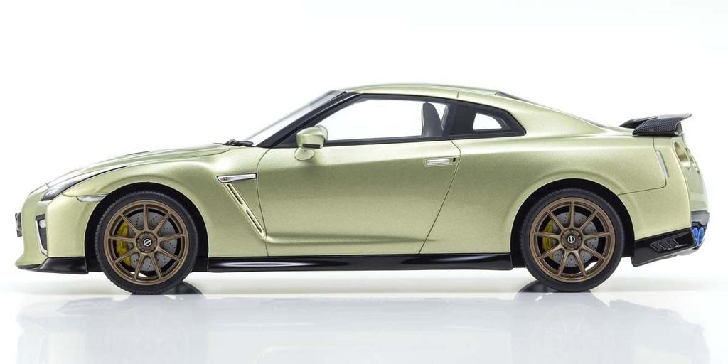 samurai scale Nissan Premium Edition Millennium Jade 1/18 GT-R T-Spec (finished product)