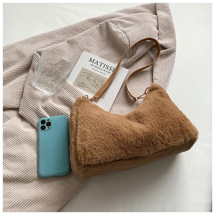 Осень и зима супер трендовая маленькая сумка 2025 новая сумка женская сумка плюшевая сумка-мессенджер модная сумка на плечо Shengshi Mao Mao bag