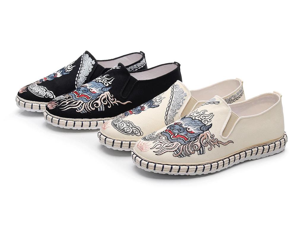 Мужские вышитые туфли из пекинской ткани: Мягкая подошва, дышащая, ручная работа