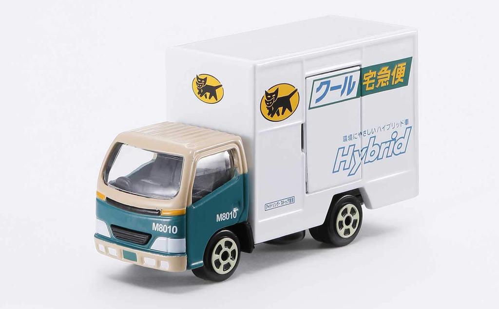 Yamato Transport miniature car W8010 latest model Cool courier car M8010 Tomica-sized Walk-Through +