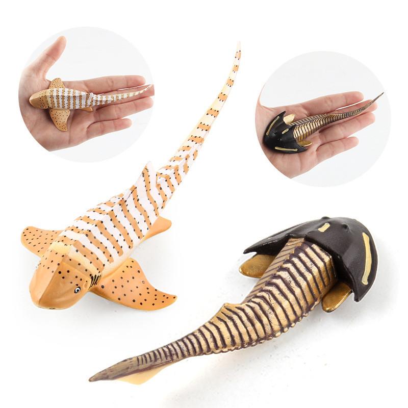 Lifelike Sea Creature Model Toy Set With Collectible Crocodile Dinosaur And Shark Designs