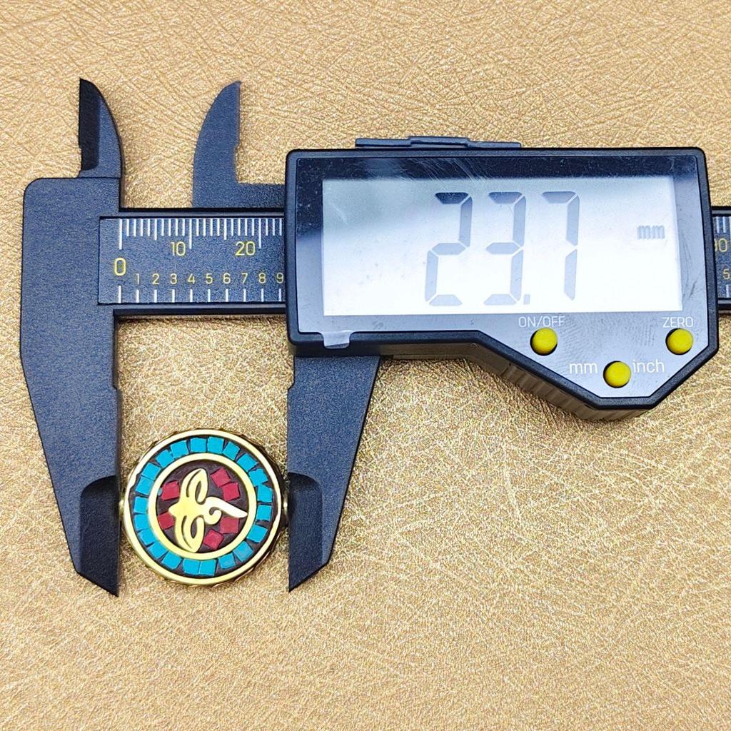 Непальское ручное изготовление шестислоговой мантры ожерелье с латунными инкрустированными бусинами