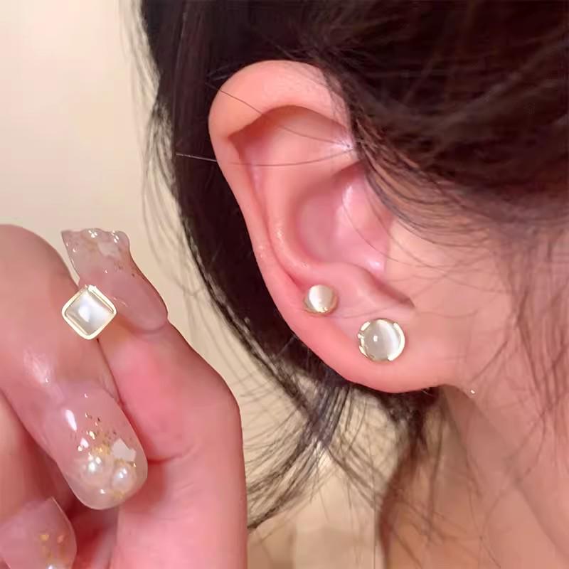 Серьги-пусеты «Кошачий глаз» с серебряной иглой: Набор из шести предметов для ухода за пирсингом ушей с дизайном хряща «без сна» для женщин.