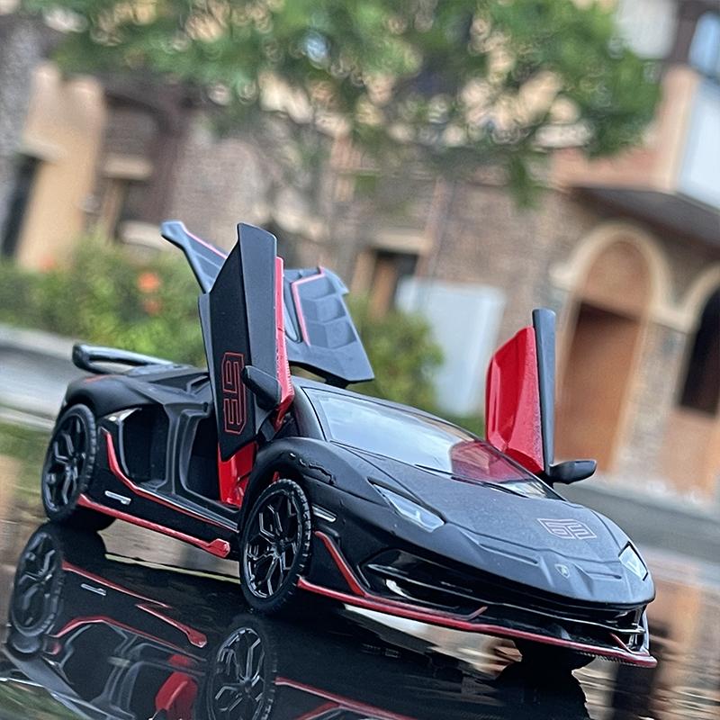 Масштаб 1/24 Lambo Aventador SVJ63, литая под давлением модель автомобиля, игрушечный автомобиль с откатным механизмом, звуком и светом для детей, коллекция подарков для мальчиков и девочек