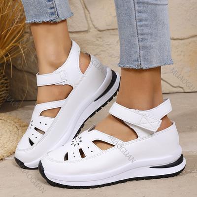 Летние женские сандалии на танкетке, легкие сандалии-гладиаторы на платформе для женщин, с закрытым носком, повседневные, пляжные, белые, черные, женские сандалии