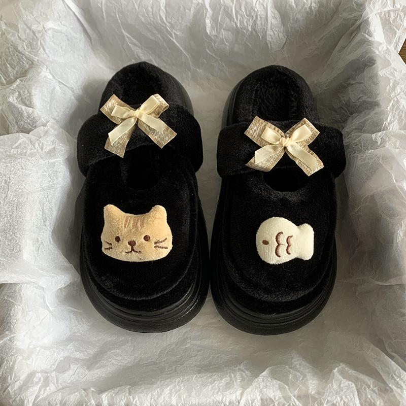 Модные милые мультяшные плюшевые украшения, домашние тапочки для женщин 2025, зимние милые тапочки с бантиком, теплые короткие плюшевые спальные тапочки