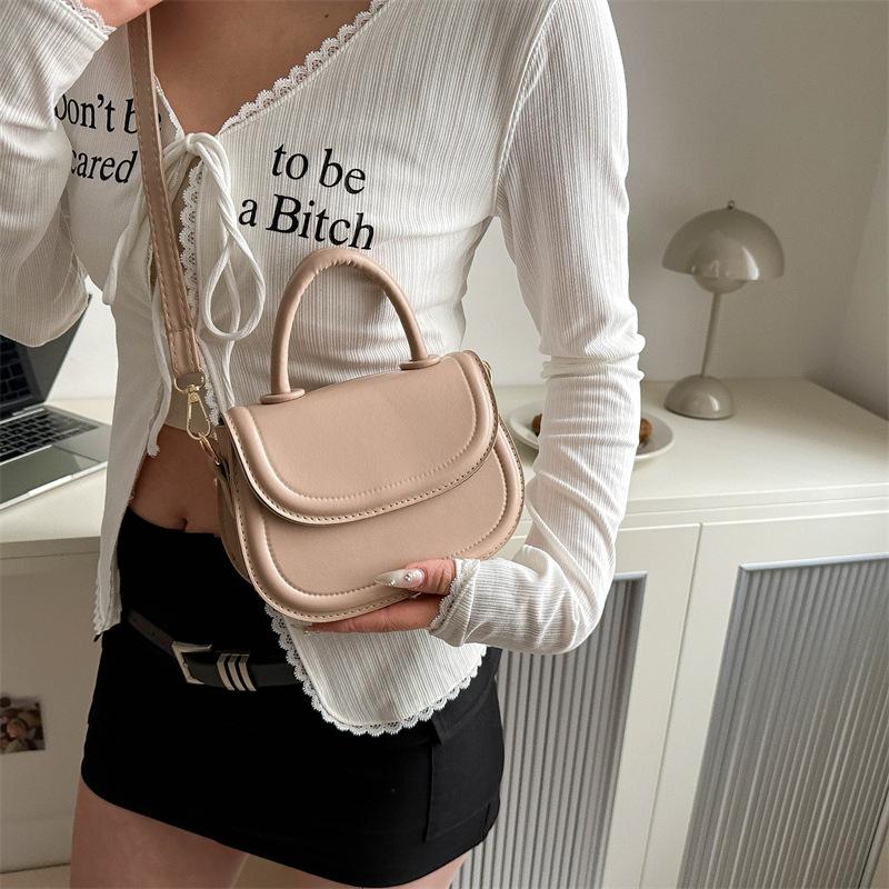 This Year, the Popular Small Bag Women's 2024 Spring and Summer New Trendy Solid Color Messenger Bag Foreign Fashion Handbag Saddle Bag