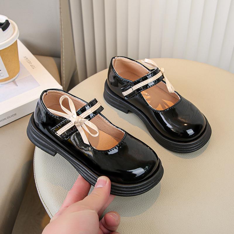 Детская обувь весна и осень новая корейская версия Bow Girl Princess Shoes студенческие туфли маленькие черные кожаные туфли Tide