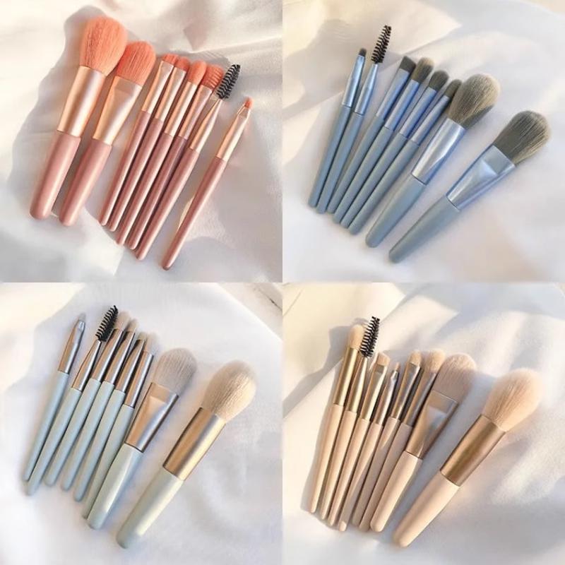 Mini 8-Piece Portable Makeup Brush Set: Soft Bristle Eyeshadow and Foundation Brushes
