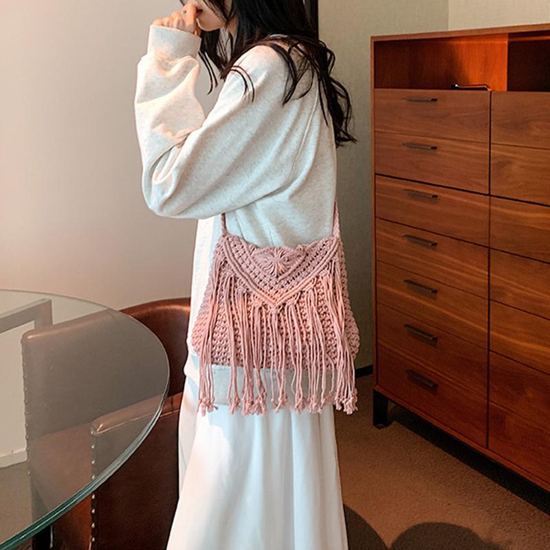 Fashion Casual Cotton Bag Hollow Tassel Beach Bag Flap Hand Woven Bag Cotton Rope Shoulder Crossbody Bag For Women