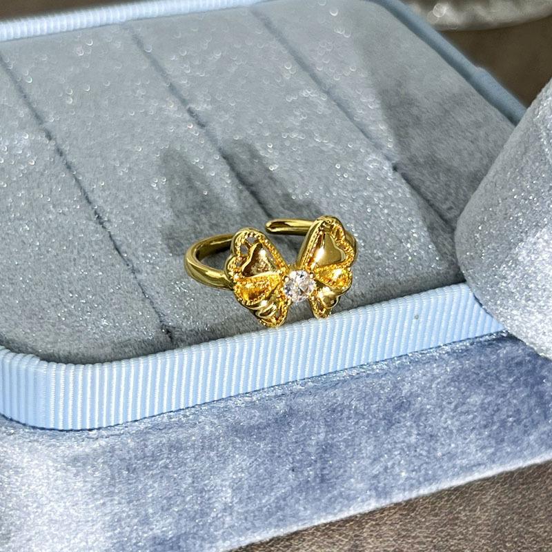 2026 Old Money Wind Exquisite Micro-inlaid Zircon Butterfly Flower Opening Ring Women's Light Luxury Geometric Stacking Wearing Versatile Niche Ring