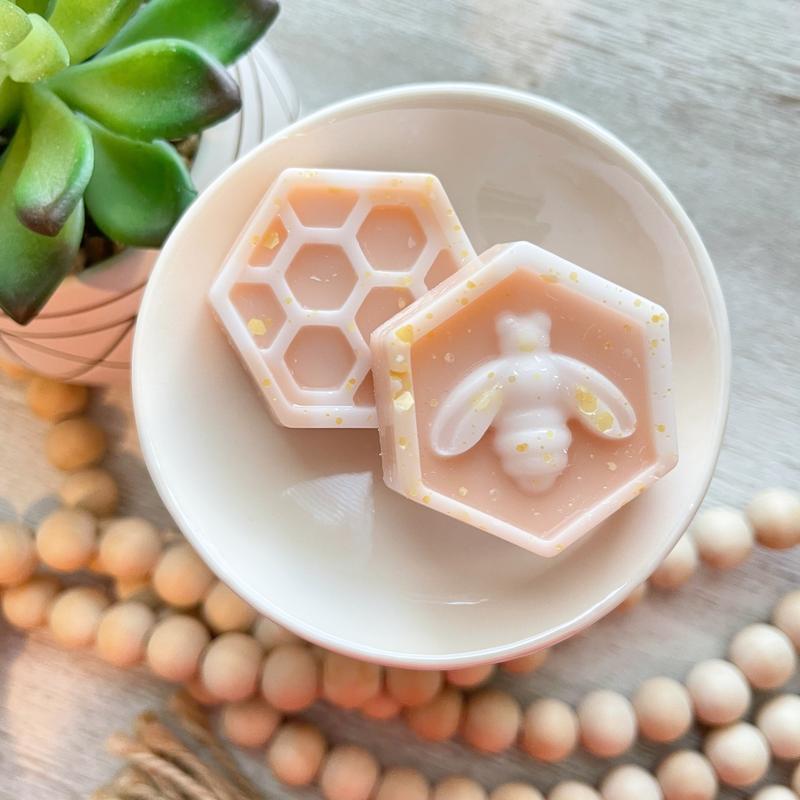.5oz Single Honeycomb Wax Melts - 30+ Scents
