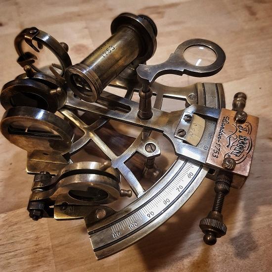 Латунный секстант с деревянной коробкой, винтажный твердый античный морской парусный спорт, морской морской флот, функциональное украшение для подарка, рождественский подарок, подарок