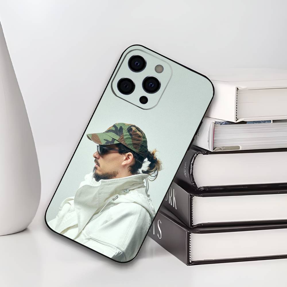 Чехол для телефона D-Dellafuente FC для iPhone 17,16,15,14,13,12,11 Plus,Pro Max,XS,Мягкий силиконовый черный чехол