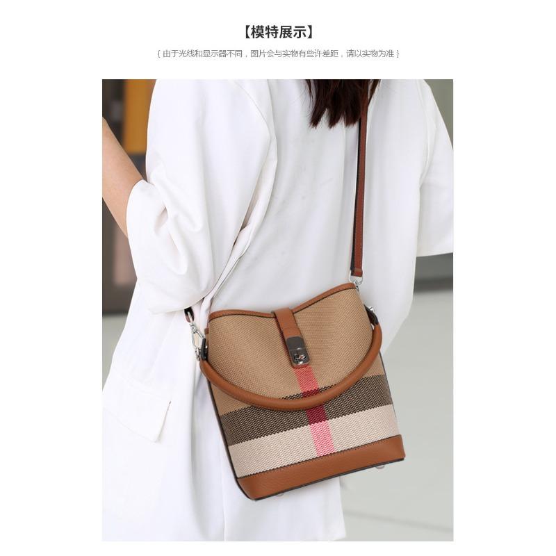 Plaid Bucket Bag for Women's New Casual High-quality Niche Hand-held One-shoulder Crossbody Bag Versatile