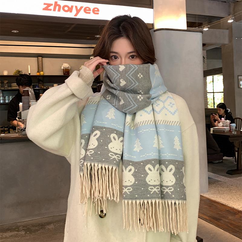 Autumn and Winter New Style Cute and Versatile Scarf for Students Cold Proof Neck Protector High Value Shawl and Scarf for Women.