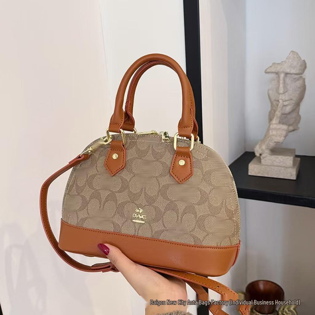 Women's Retro Print Versatile Tote: European & American Fashion Shoulder Crossbody Bag