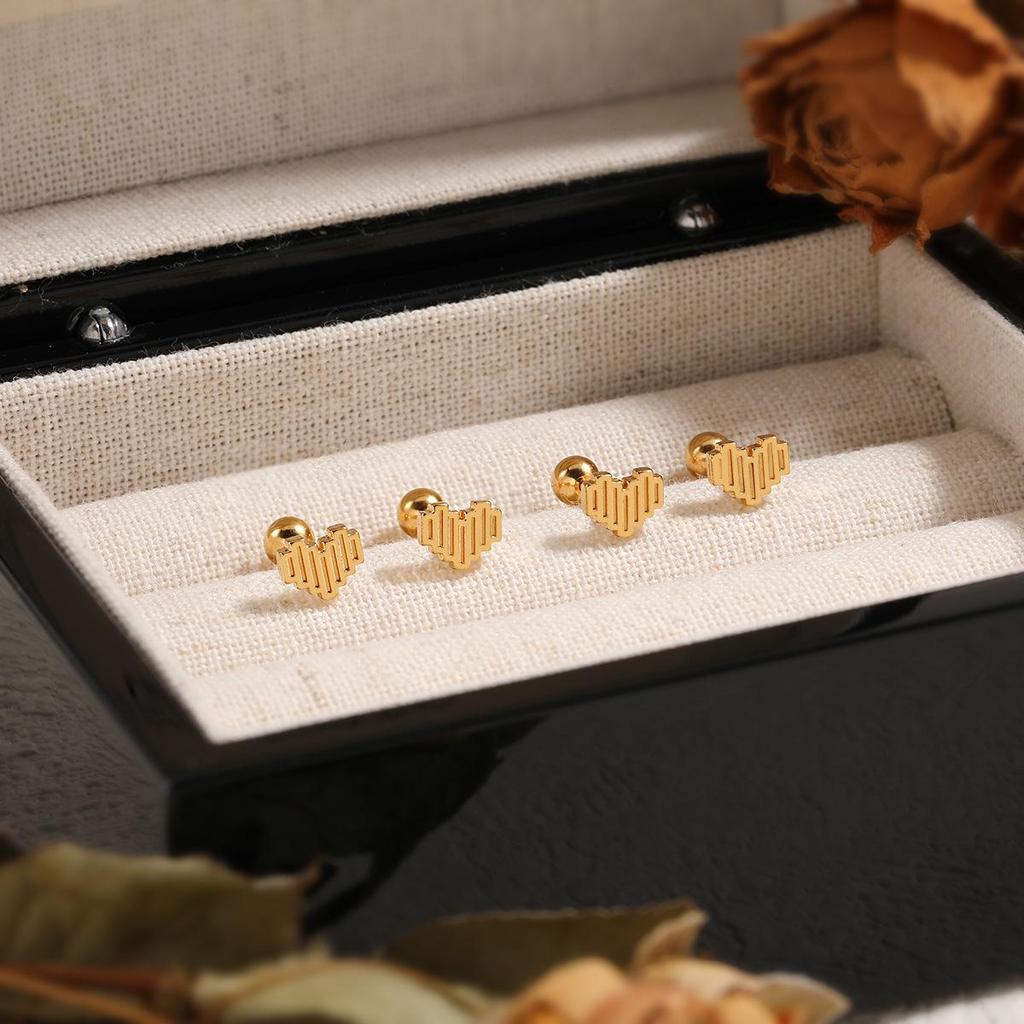 Корейские простые свежие полосатые серьги из титановой стали в форме сердца