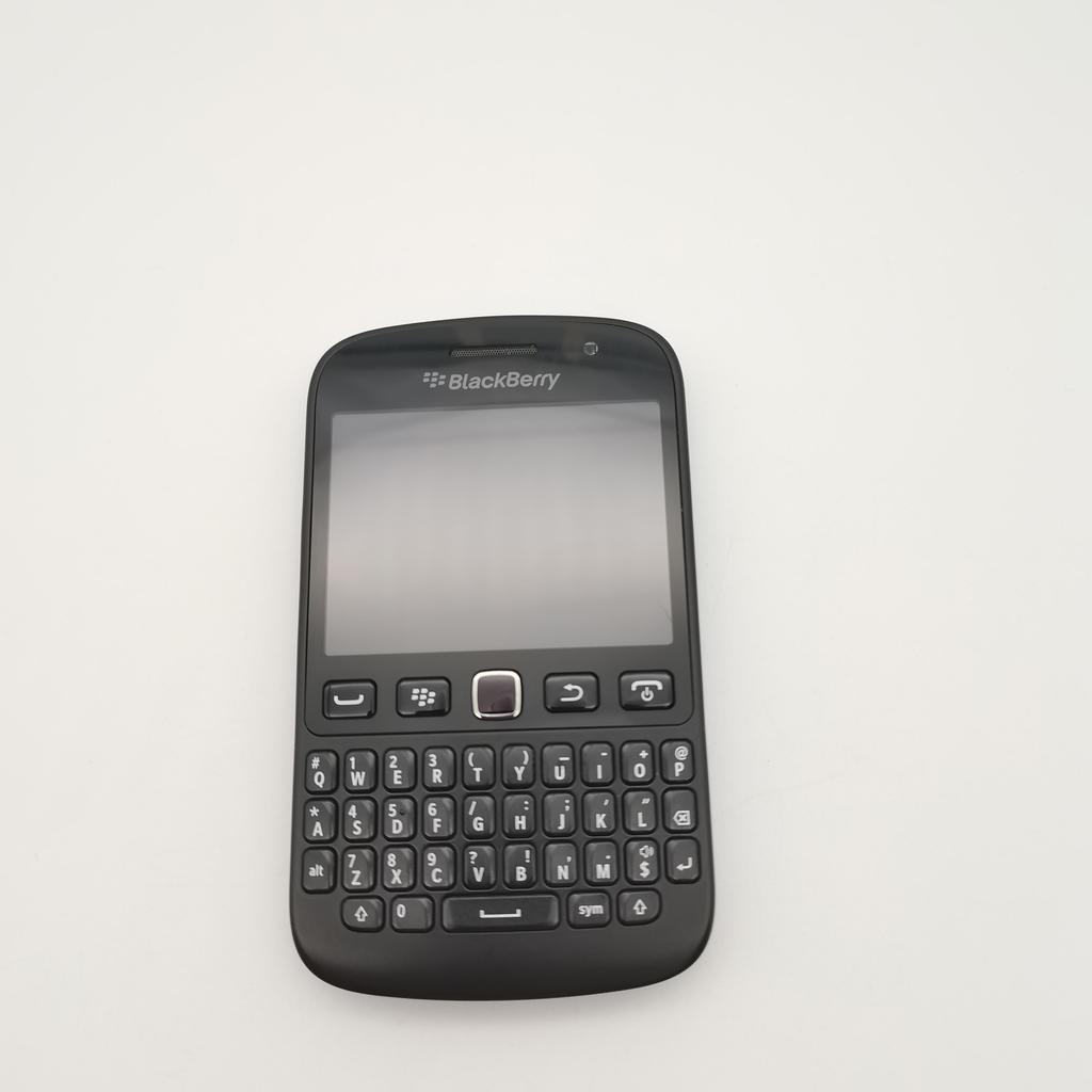 95% New Refurbished Blackberry 9720 512 RAM 512 ROM Mobile Phone