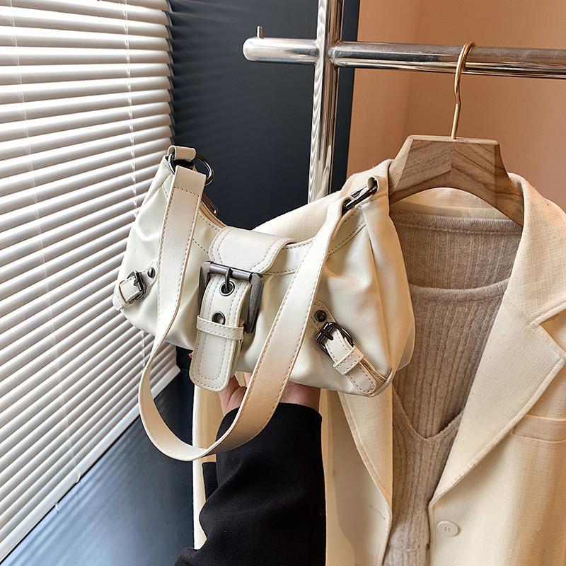 Stylish Versatile Solid Color Shoulder Bag With Unique Crescent Shape For Daily Use