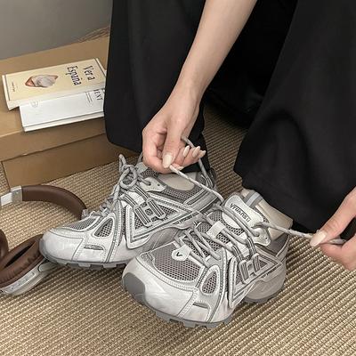 Женская обувь – Кроссовки