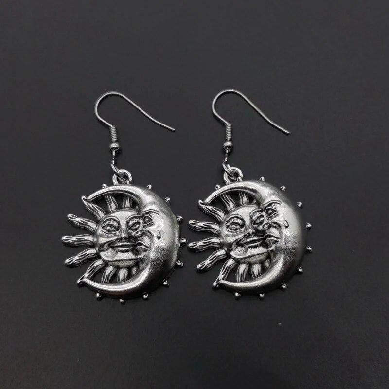 Металлические серьги-подвески в стиле панк-хип-хоп с бабочкой, черепом и цветком для мужчин и женщин, модные серьги в виде рок-креста, меча, сердца и пламени, ювелирные изделия