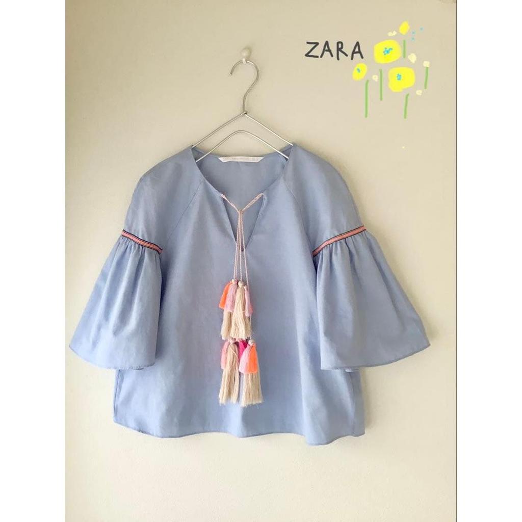 Б/у Блузка ZARA Светло-голубая Саксофон Кисточка Богемный Рукав-колокол