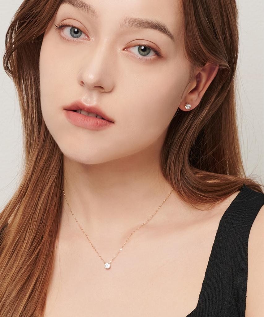 Loveenb [14K Gold] Simple Cubic Point Necklace