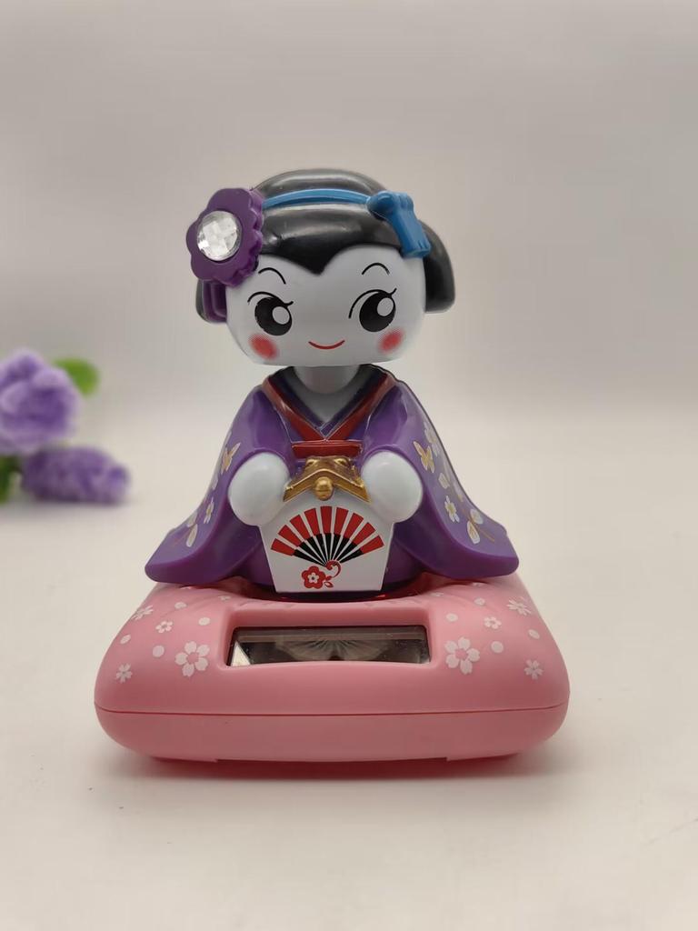 Танцующая японская кукла гейша на солнечной батарее - Кимоно, украшение для автомобиля